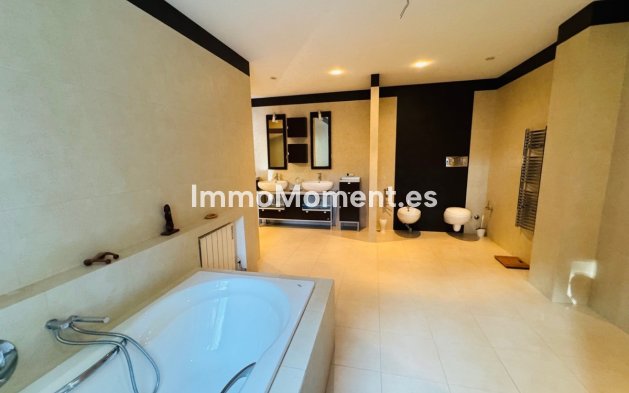 Resale - Detached villa - Denia - Denia Centro