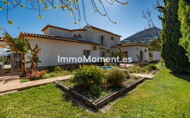 Resale - Detached villa - Denia - La Sella Golf