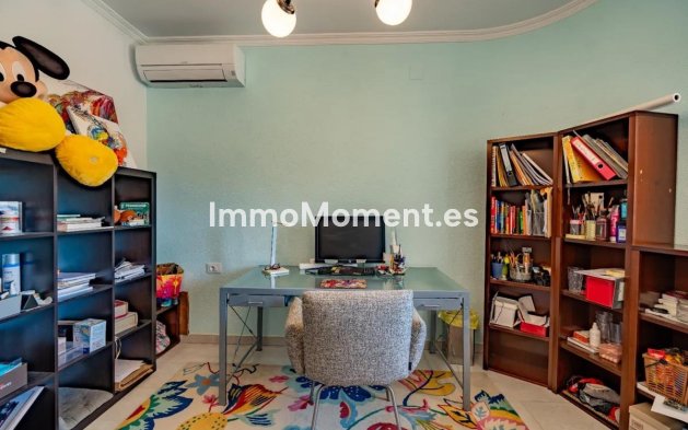 Resale - Detached villa - Denia - La Sella Golf