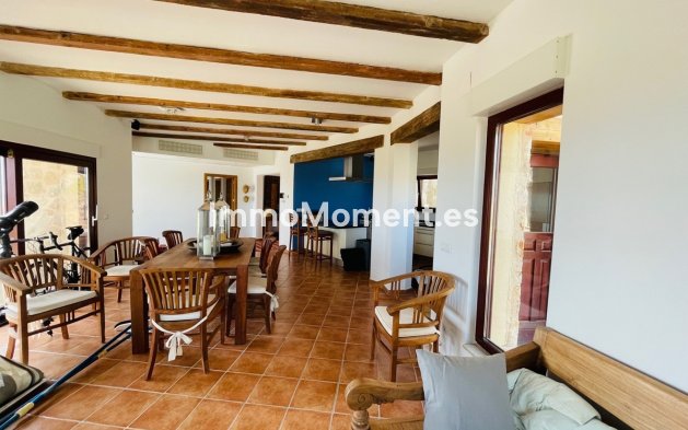 Bestaande woning - Vrijstaande villa - Denia - Denia Centro