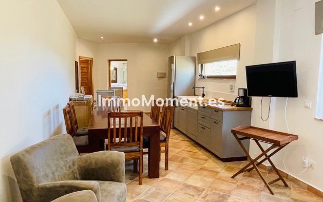 Bestaande woning - Vrijstaande villa - Denia - Denia Centro
