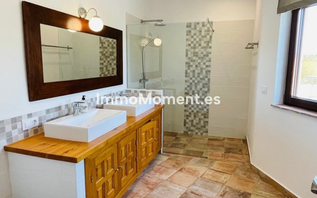 Bestaande woning - Vrijstaande villa - Denia - Denia Centro