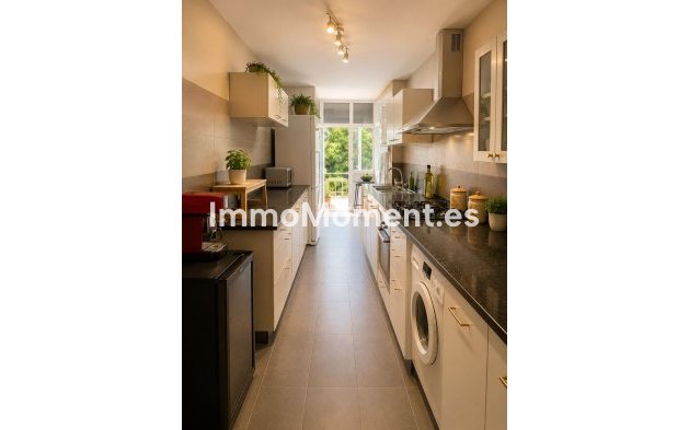 Wiederverkauf - Wohnung - Marbella - Nueva Andalucía