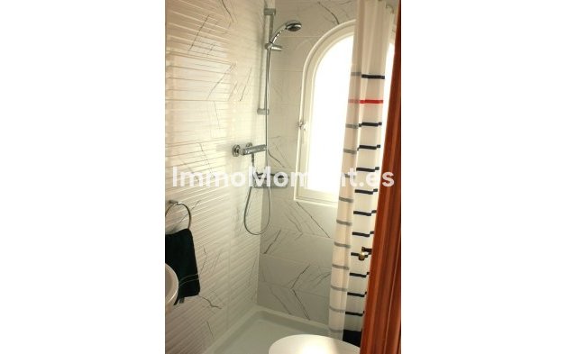 Resale - Detached villa - Orihuela Costa - Cabo roig - La Zenia