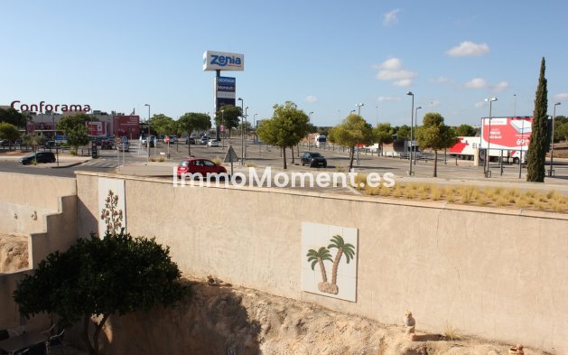 Resale - Detached villa - Orihuela Costa - Cabo roig - La Zenia