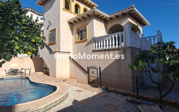 Resale - Detached villa - Orihuela Costa - Cabo roig - La Zenia