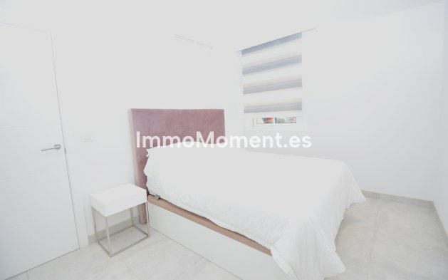 Resale - Apartment - Mijas Costa - La Cala de Mijas