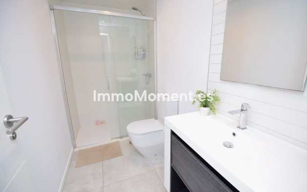 Resale - Apartment - Mijas Costa - La Cala de Mijas