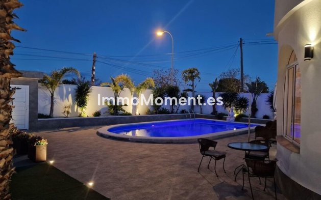 Wiederverkauf - Freistehende Villa - Torrevieja - Torrevieja Centro