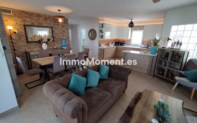 Wiederverkauf - Freistehende Villa - Torrevieja - Torrevieja Centro