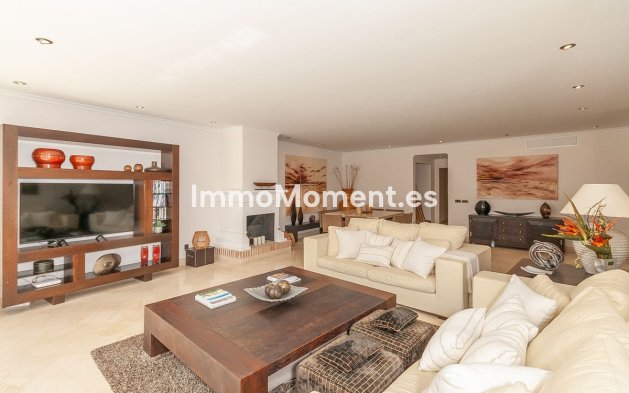 Resale - Apartment - Marbella - Elviria