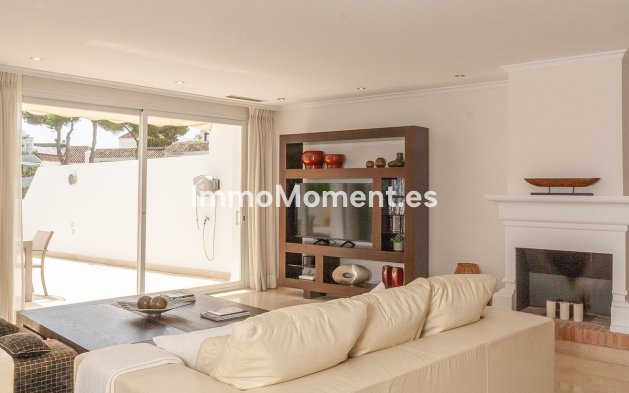 Resale - Apartment - Marbella - Elviria