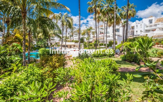 Resale - Apartment - Marbella - Elviria
