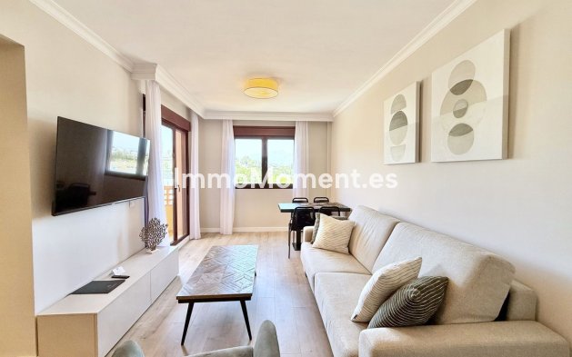Resale - Apartment - Benahavís - Benahavís Centro