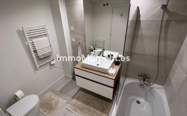 Wiederverkauf - Wohnung - Estepona  - Selwo