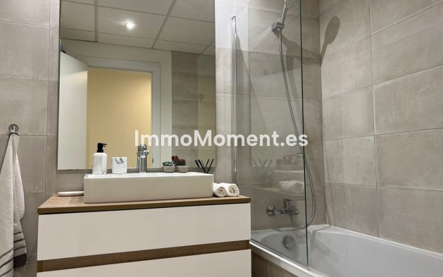 Wiederverkauf - Wohnung - Estepona  - Selwo