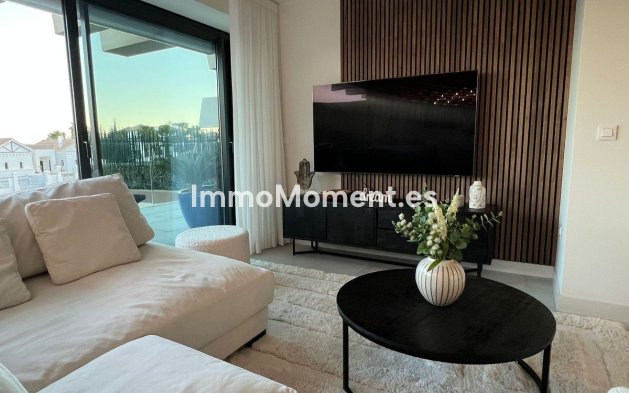 Wiederverkauf - Wohnung - Estepona  - Selwo