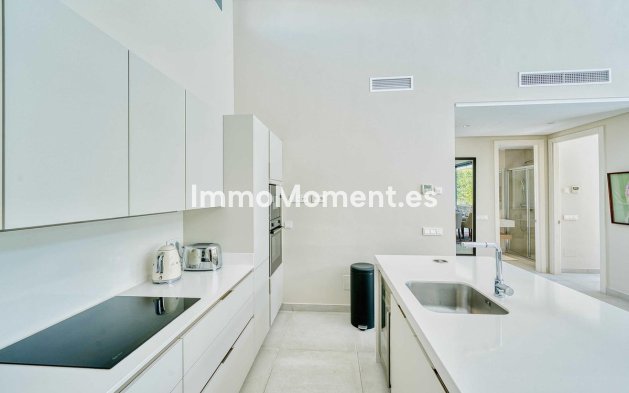 Wiederverkauf - Freistehende Villa - Estepona  - Estepona Centro