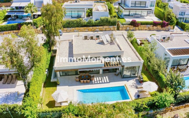 Wiederverkauf - Freistehende Villa - Estepona  - Estepona Centro