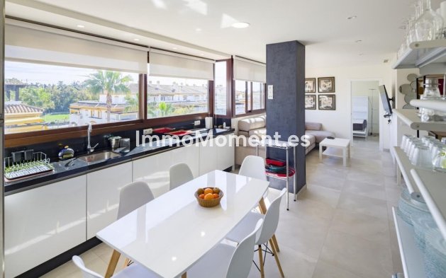 Revente - Appartement - Marbella - Nueva Andalucía