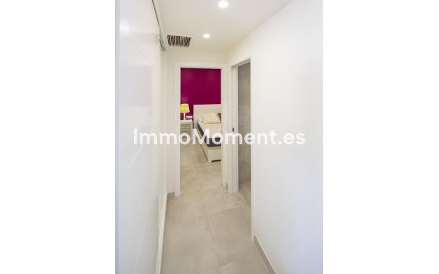 Revente - Appartement - Marbella - Nueva Andalucía