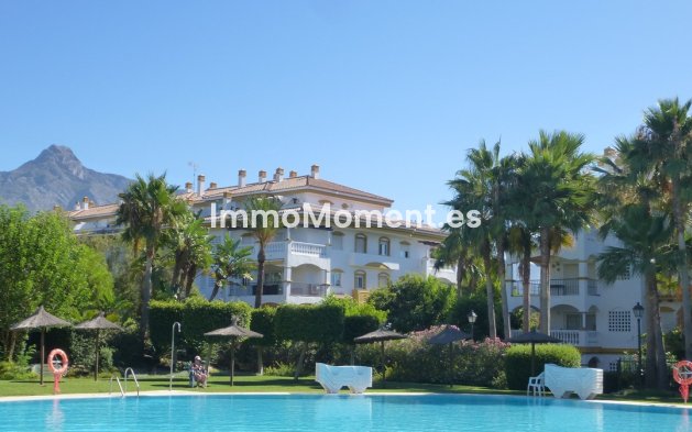 Revente - Appartement - Marbella - Nueva Andalucía
