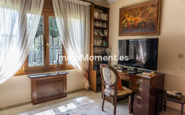 Revente - Villa individuelle - Estepona  - New Golden Mile