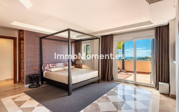 Wiederverkauf - Wohnung - Marbella - Nueva Andalucía