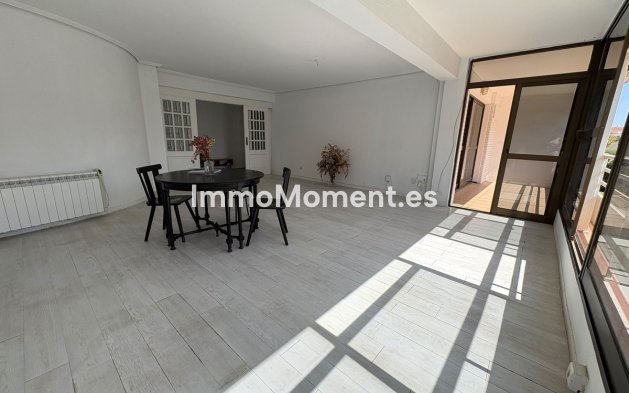 Wiederverkauf - Wohnung - Torremolinos - La Carihuela