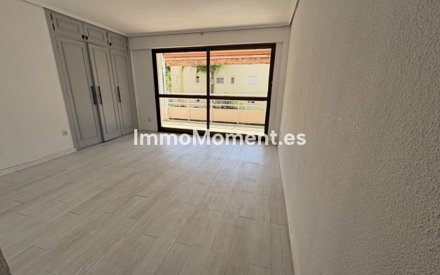 Wiederverkauf - Wohnung - Torremolinos - La Carihuela