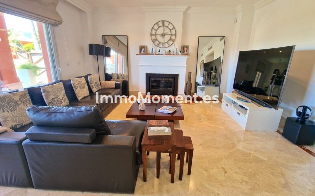 Wiederverkauf - Freistehende Villa - Marbella - Santa Clara