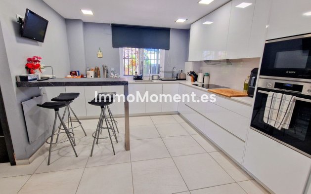 Wiederverkauf - Freistehende Villa - Marbella - Santa Clara