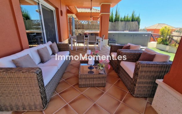 Wiederverkauf - Freistehende Villa - Marbella - Santa Clara