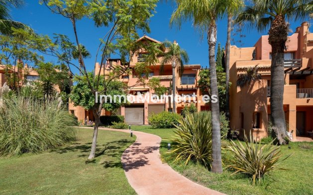 Wiederverkauf - Wohnung - Estepona  - Estepona Centro