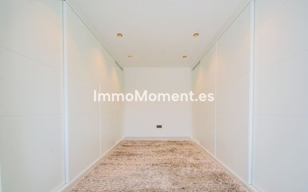 Wiederverkauf - Freistehende Villa - Marbella - La Mairena