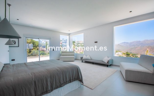 Wiederverkauf - Freistehende Villa - Marbella - La Mairena