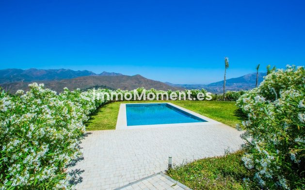 Wiederverkauf - Freistehende Villa - Marbella - La Mairena