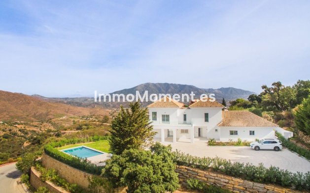 Wiederverkauf - Freistehende Villa - Marbella - La Mairena