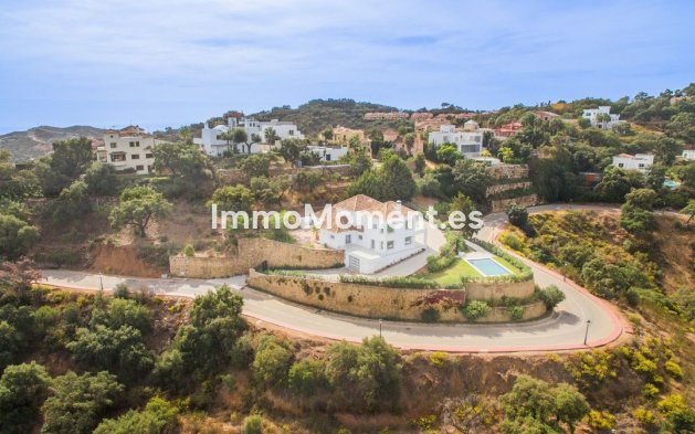 Wiederverkauf - Freistehende Villa - Marbella - La Mairena