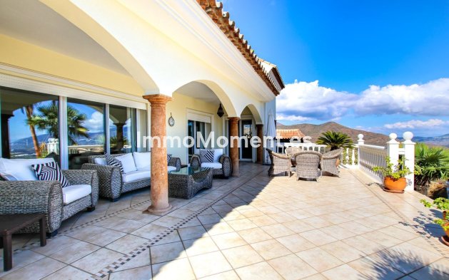 Neubau - Freistehende Villa - Marbella - La Mairena
