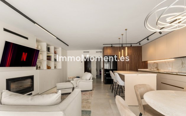 Revente - Maison mitoyenne - Estepona  - Estepona Centro