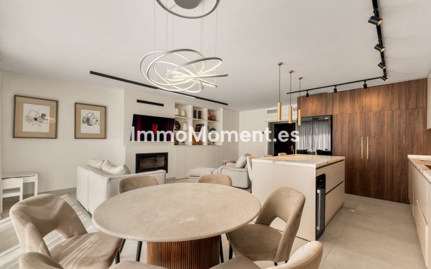 Revente - Maison mitoyenne - Estepona  - Estepona Centro