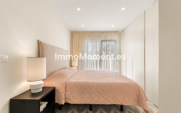 Revente - Maison mitoyenne - Estepona  - Estepona Centro