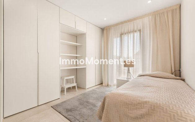 Revente - Maison mitoyenne - Estepona  - Estepona Centro