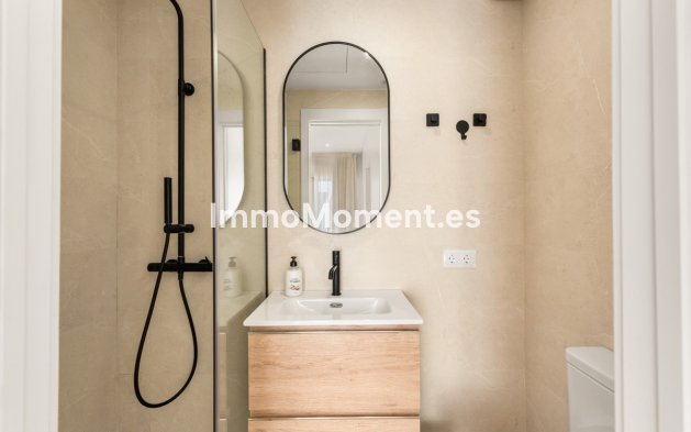 Revente - Maison mitoyenne - Estepona  - Estepona Centro