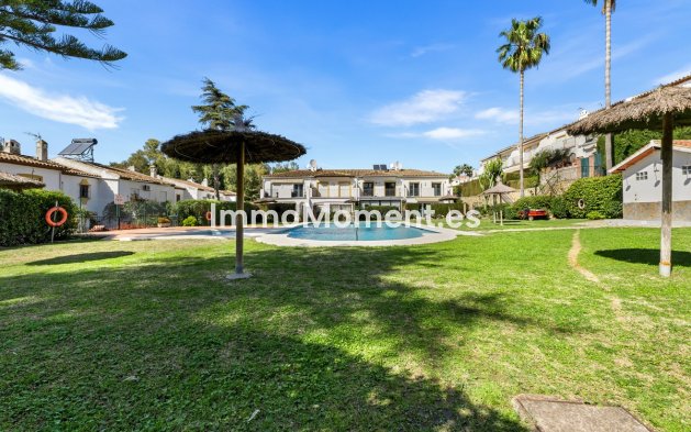 Revente - Maison mitoyenne - Estepona  - Estepona Centro
