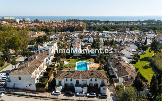 Revente - Maison mitoyenne - Estepona  - Estepona Centro