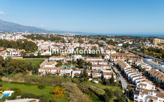 Revente - Maison mitoyenne - Estepona  - Estepona Centro