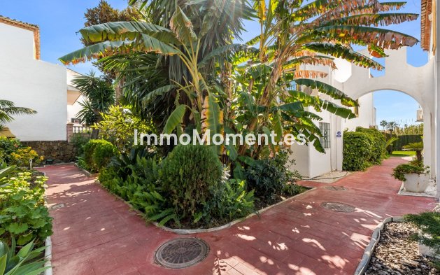 Revente - Maison mitoyenne - Estepona  - Estepona Centro