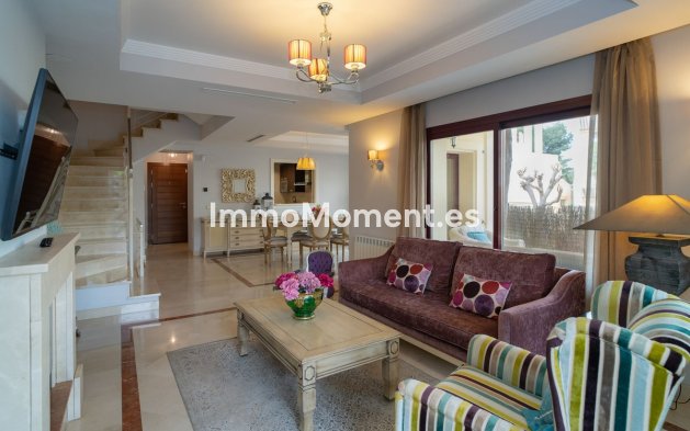 Resale - Detached villa - Marbella - Nueva Andalucía